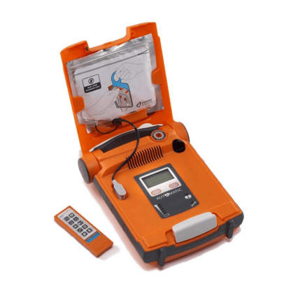 geöffneter Defibrillator Trainer mit Fernbedienung orange
