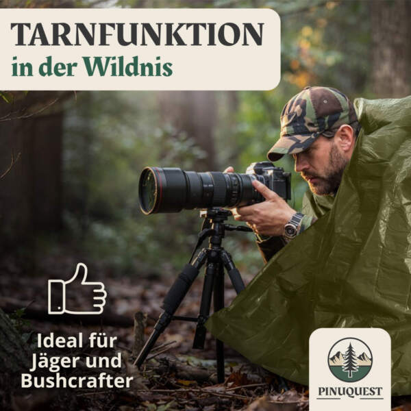 Grüne Rettungsdecke zur Tarnung in der Natur